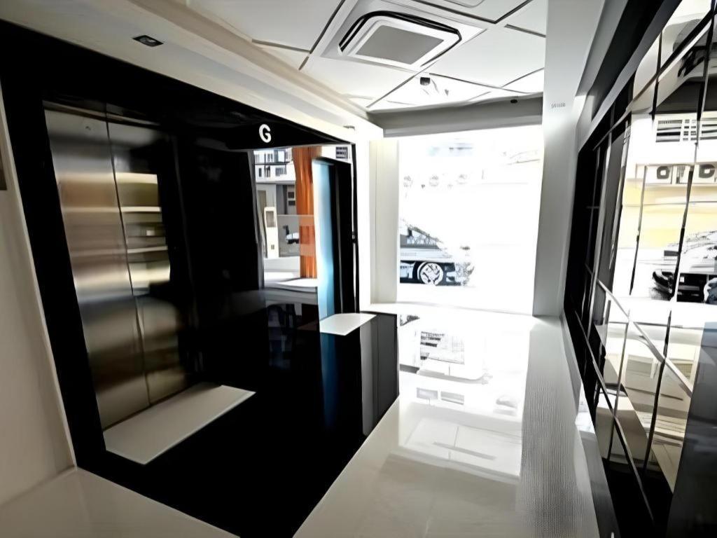 Eminent Hotel Кота Кинабалу Екстериор снимка
